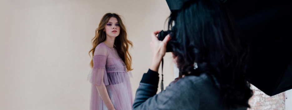 Makeup Artist Is Important For Photoshoot | MyCollegeEase